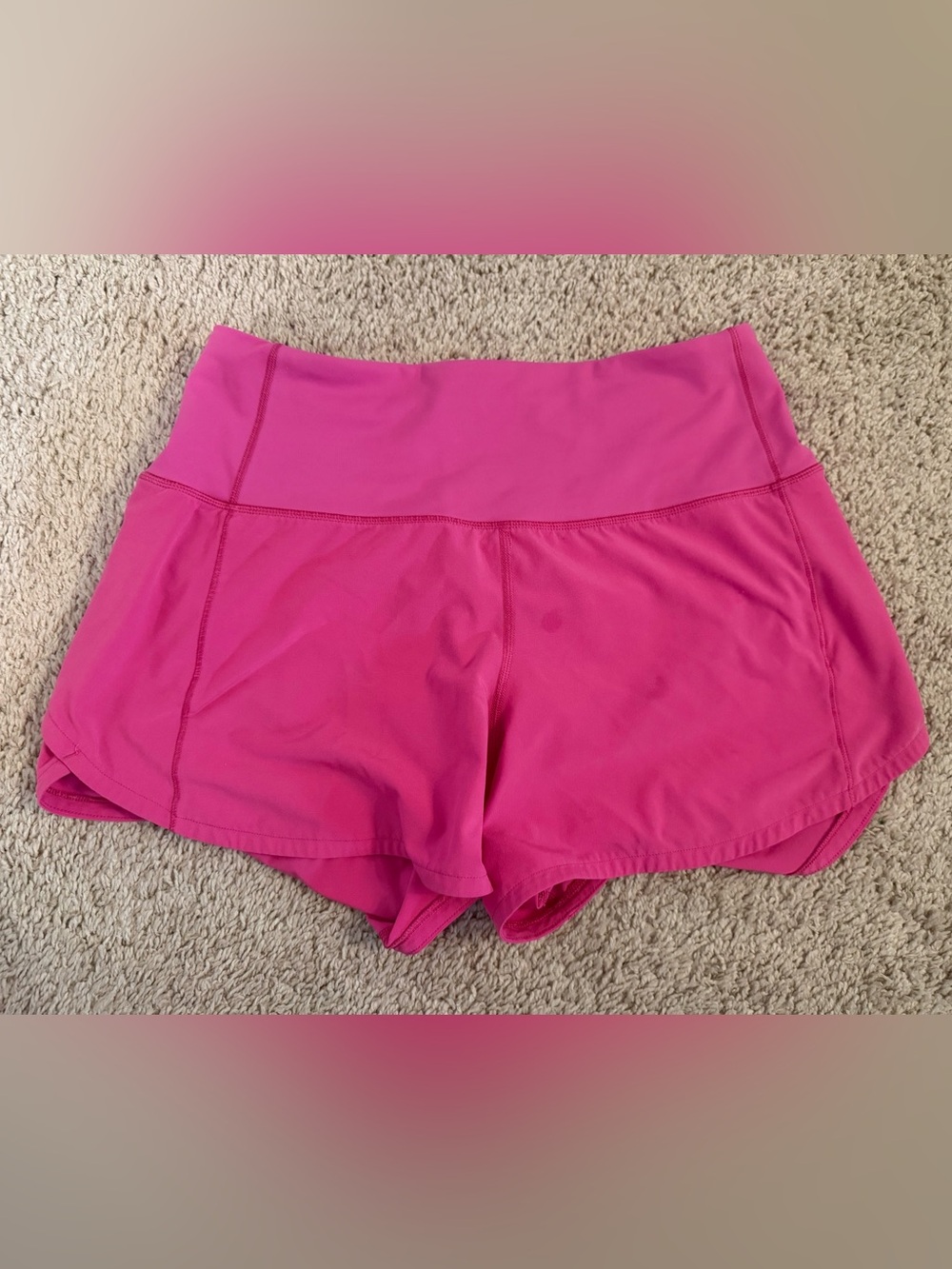 Lululemon women’s speed up shorts 4” high-rise